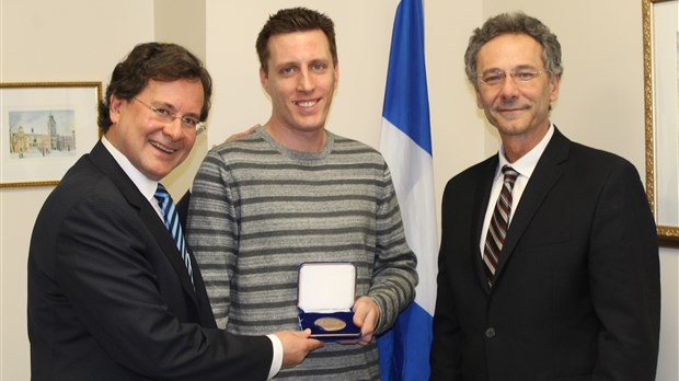 Médaille de l'Assemblée nationale pour Patrick Dufresne